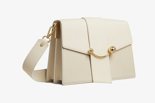 gid://shopify/MediaImage/24579382706270